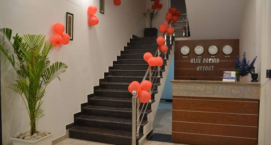 Blue Orchid Resort, Lucknow 5
